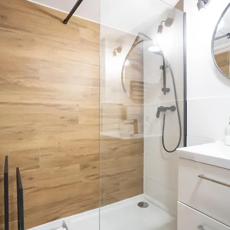 Апартаменти Loft Old Town By #hoomvi